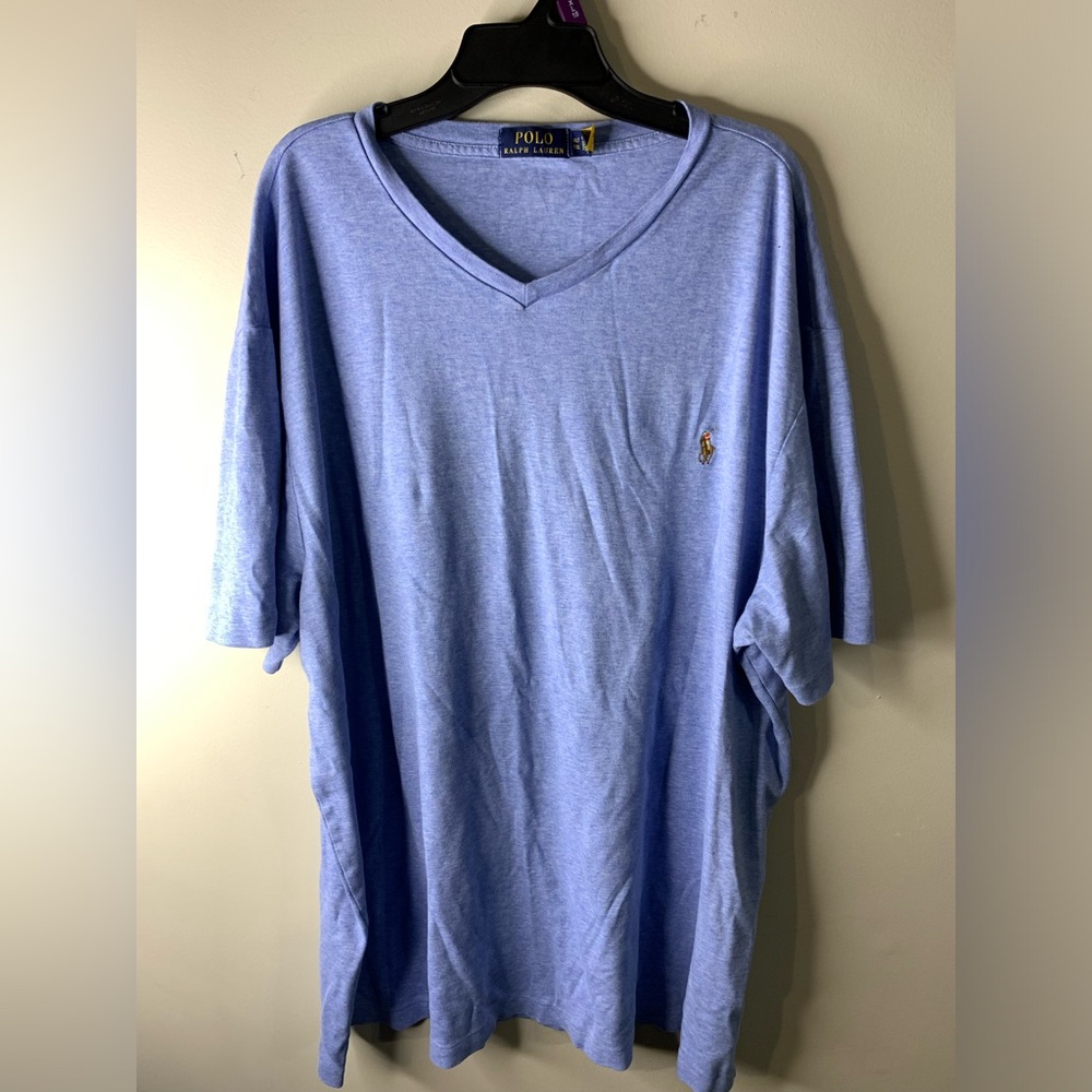 Men’s Polo Ralph Lauren size XLT Light blue Vneck tshirt
